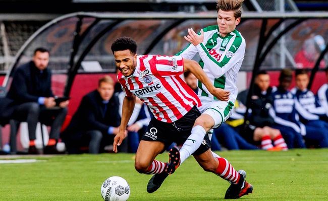 在这个充满 在这个充满