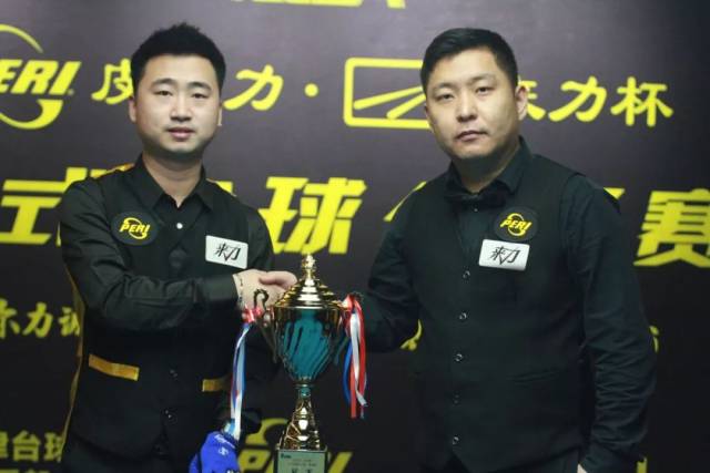 以及他对球 以及他对球