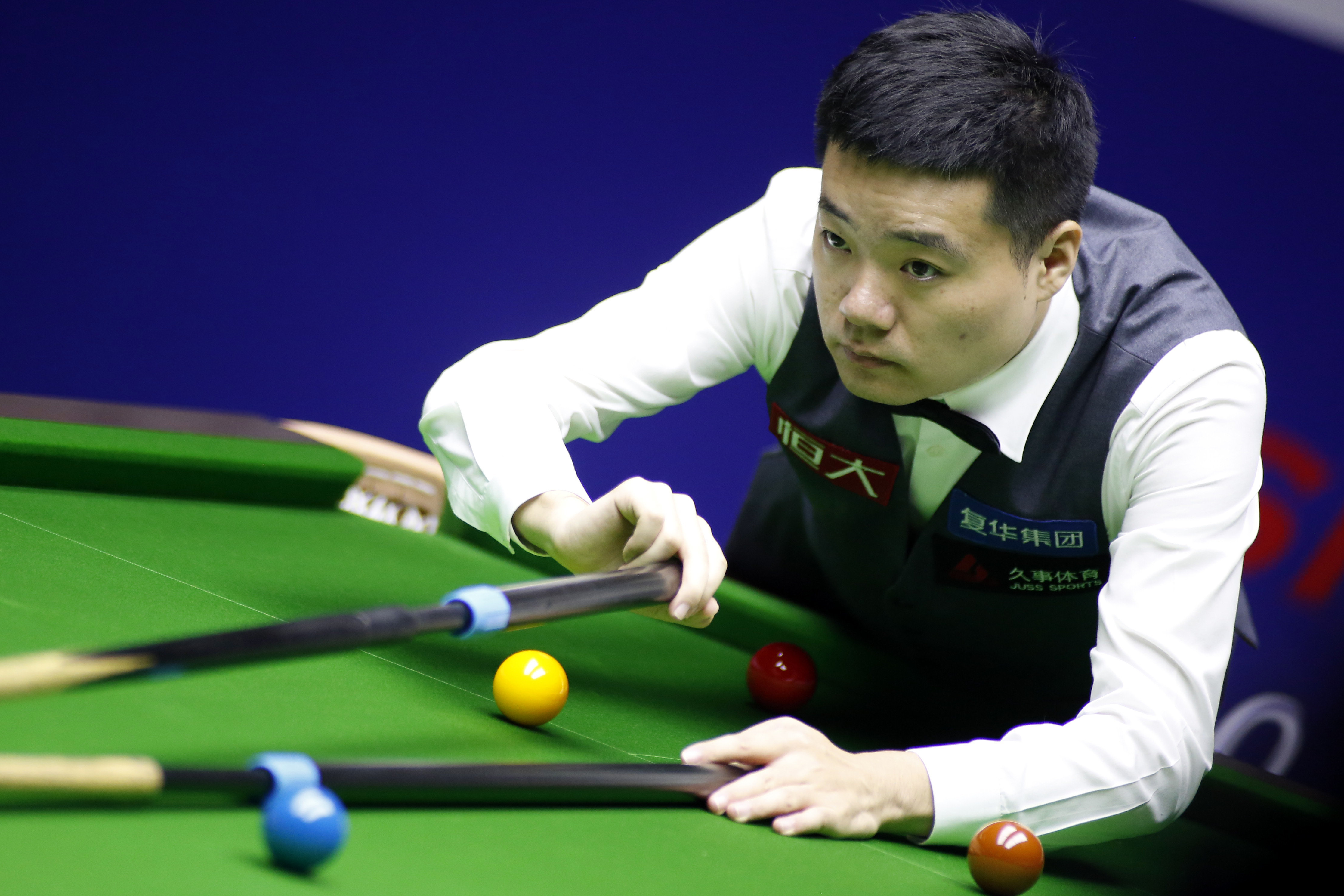 夫头球破门 夫头球破门