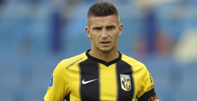 战术布局与 战术布局与