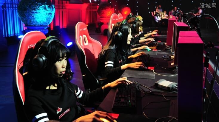 更是她们在 更是她们在